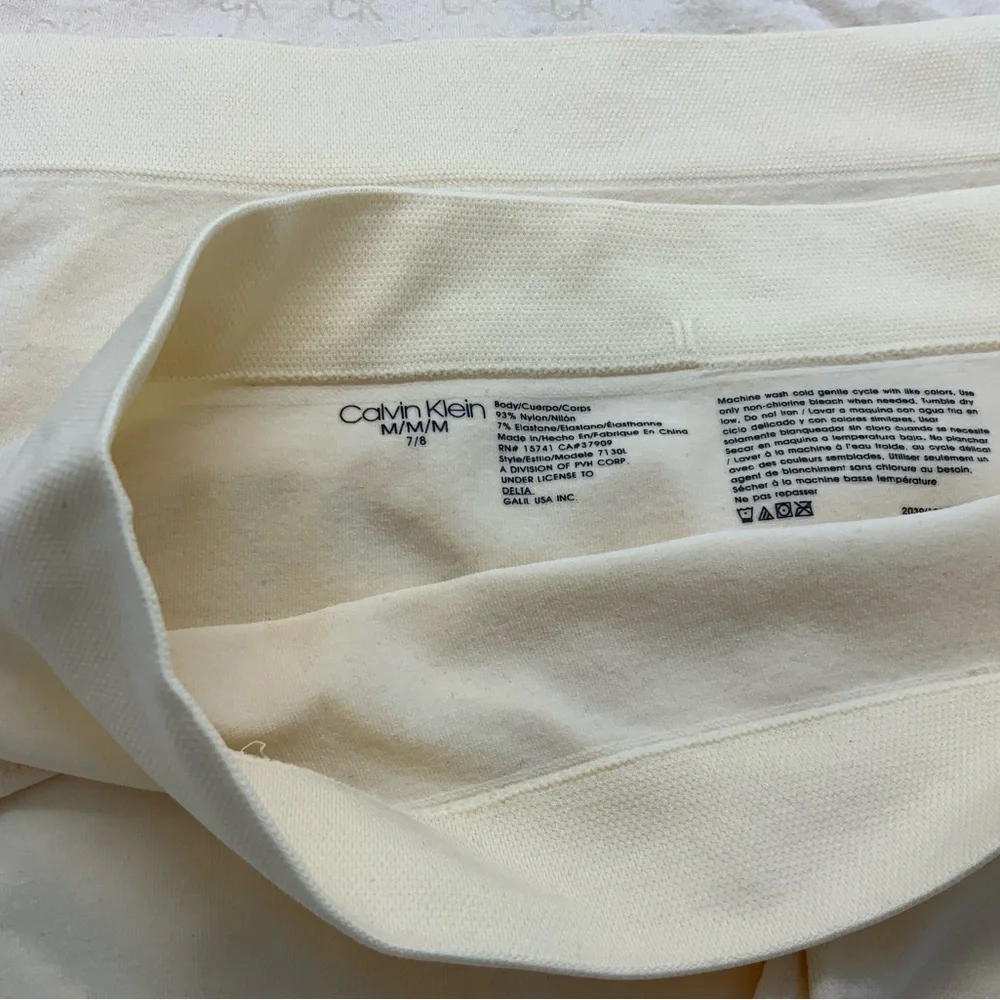 (5) Calvin Klein Kids Cream Bottoms - Picture 2 of 5